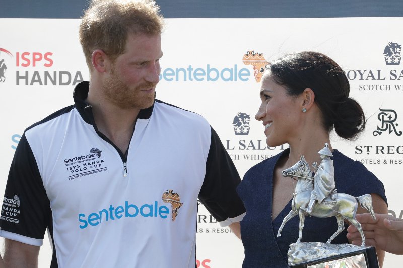 Εκτός ελέγχου η συμπεριφορά του Τόμας Μαρκλ στα μίντια -Ετοιμη να παρέμβει η Ελισάβετ [εικόνες] | iefimerida.gr 3