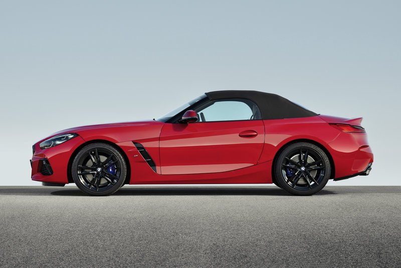 Παγκόσμια πρεμιέρα της νέας BMW Z4 στο Pebble Beach [εικόνες] | iefimerida.gr 1