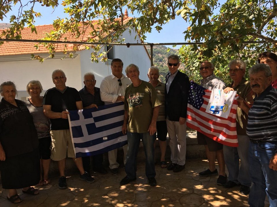 Από τη Χίο ποστάρει ο Αμερικανός πρέσβης Τζέφρι Πάιατ [εικόνες] | iefimerida.gr 0