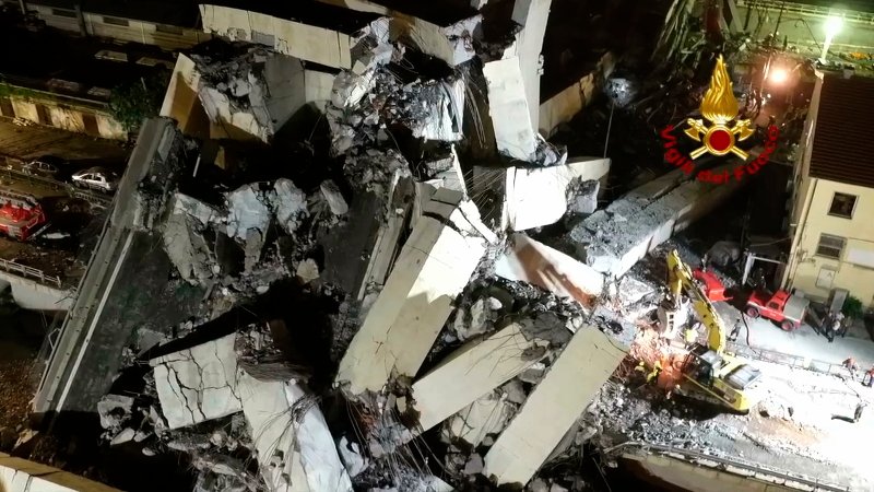Η τελευταία επίσημη ανακοίνωση κάνει λόγο για 38 νεκρούς ενώ αγνοούνται ακόμη 10-20 άτομα