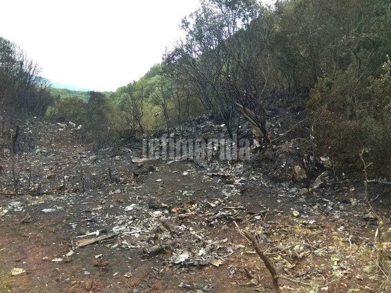 Καμμένη η περιοχή όπου κατέπεσε το μοιραίο αεροσκάφος- φωτογραφία iefimerida