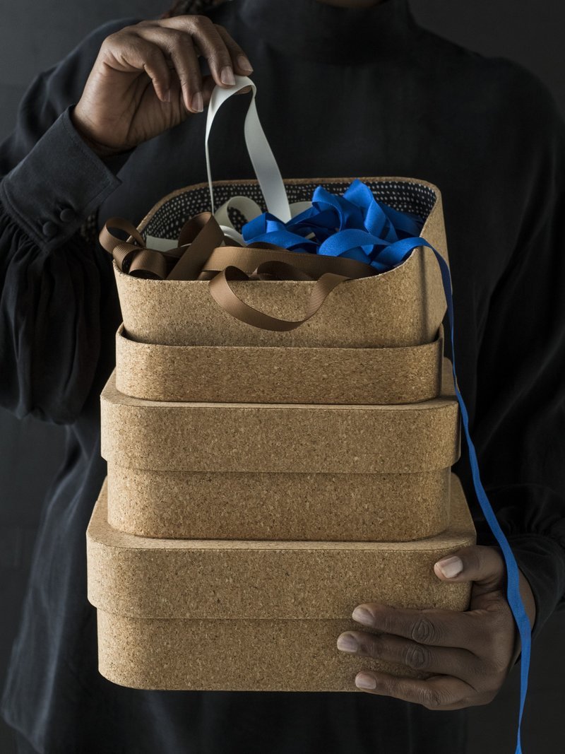 Μίνιμαλ, απλά αλλά και ιδιαίτερα ταυτόχρονα κουτιά που θα βοηθήσουν στην οργάνωση της κουζίνας, του μπάνιου και γενικά στην επιβολή... τάξης!