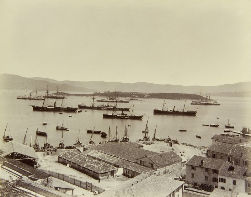 Bartolomeo Borri Το λιμάνι της Κέρκυρας, περ. 1885 © Μουσείο Μπενάκη/Φωτογραφικά Αρχεία