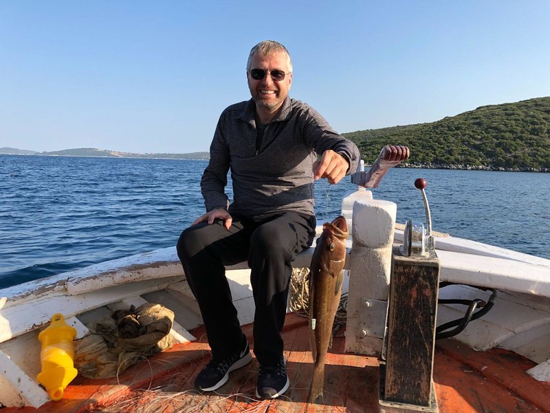 Καπετάν Ριμπολόβλεφ -Φωτογραφίζεται χαμογελαστός με την ψαριά του [εικόνες] | iefimerida.gr 1