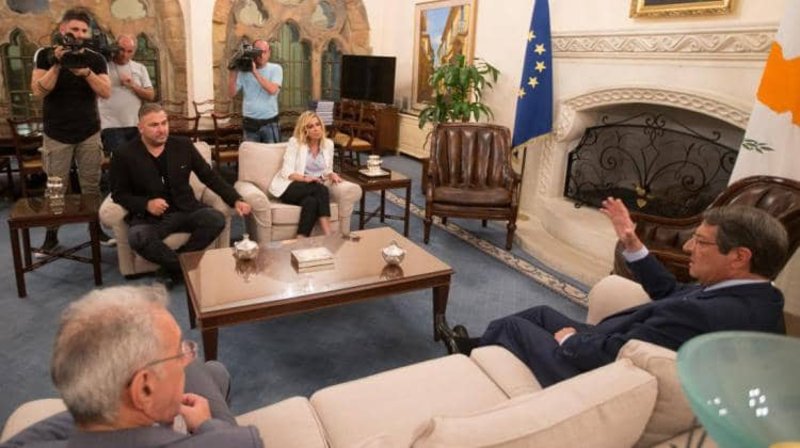 #StandbyGreece: Αννα Βίσση και Αντώνης Ρέμος ένωσαν τις δυνάμεις τους για τα πυρόπληκτα παιδιά [εικόνες] | iefimerida.gr 2