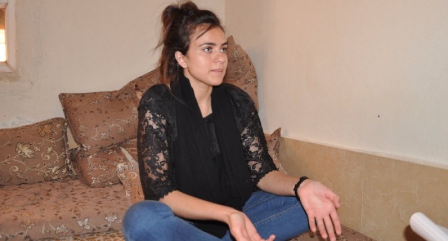 Πρώην σκλάβα του ISIS πήγε στη Γερμανία για να γλιτώσει κι έπεσε πάνω στον τζιχαντιστή δεσμοφύλακά της! | iefimerida.gr 0