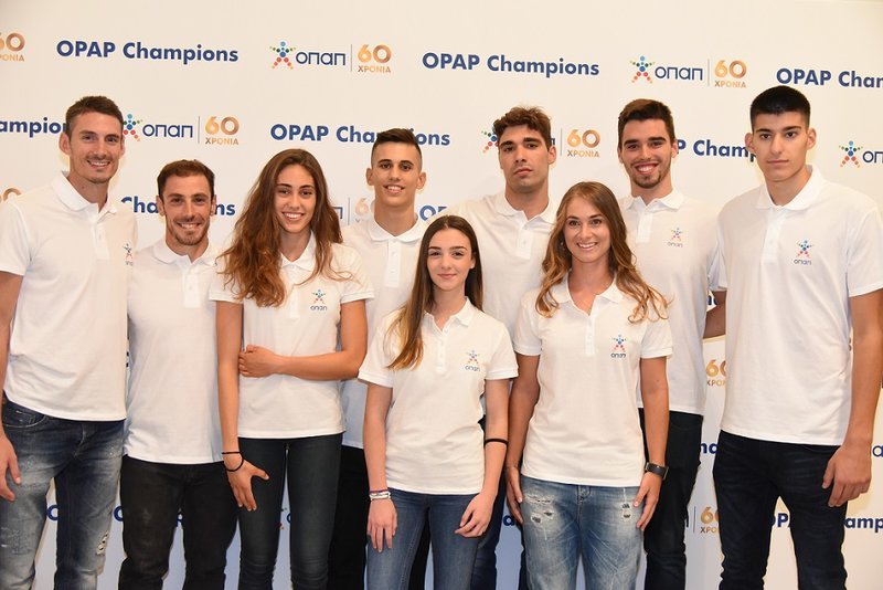 Οι OPAP Champions Πάνος Τριβυζάς, Γρηγόρης Σουβατζόγλου, Παναγιώτα Δόση, Αλέξης Ιωακειμίδης, Σεμέλη Ζαρμακούπη, Γιάννης Κυριαζής, Γαβριέλλα Χαραλαμπίδη, Απόστολος Χρήστου, Γιώργος Καλαϊτζάκης