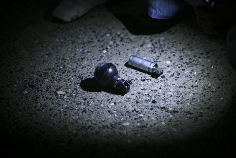 Μεγάλα επεισόδια και καταστροφές στη Θεσσαλονίκη -Στο συλλαλητήριο για τη Μακεδονία [εικόνες & βίντεο] | iefimerida.gr 5