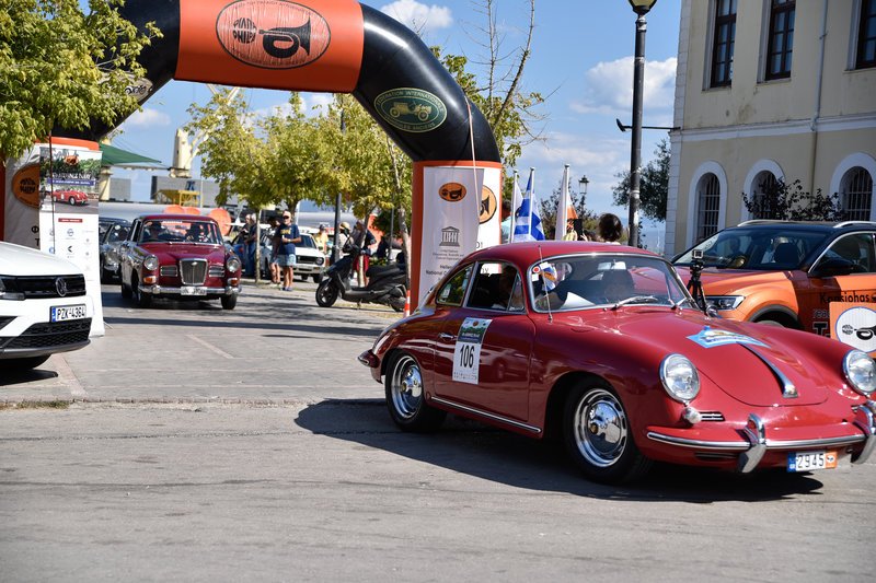 Μοναδικά συλλεκτικά αυτοκίνητα έκλεψαν τις εντυπώσεις στο 47ο Διεθνές Ράλλι ΦΙΛΠΑ [εικόνες] | iefimerida.gr 11