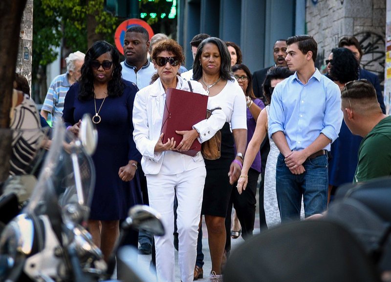 Φωτογραφίες: Ξεκίνησε η δίκη για τη δολοφονία του Αμερικανού τουρίστα στο Λαγανά [εικόνες] | iefimerida.gr 1