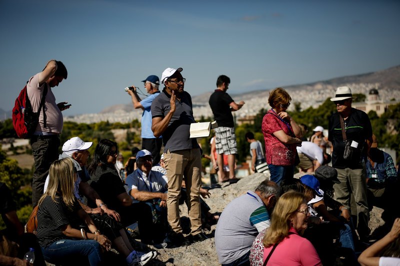 Μοναδικά καρέ: Αεροπλάνα σε σχηματισμούς πέρασαν... ξυστά από την Ακρόπολη [εικόνες] | iefimerida.gr 22