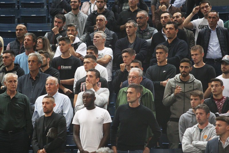 Ο ποδοσφαιρικός Παναθηναϊκός και ο Δημήτρης Διαμαντίδης στο ΟΑΚΑ