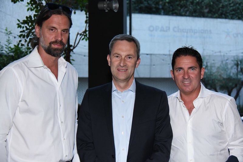 Φραγκίσκος Αλβέρτης, Διευθυντής Ακαδημιών ΚΑΕ Παναθηναϊκός ΟΠΑΠ, Ντάμιαν Κόουπ, Διευθύνων Σύμβουλος ΟΠΑΠ, Τσάβι Πασκουάλ, Προπονητής ΚΑΕ Παναθηναϊκός ΟΠΑΠ
