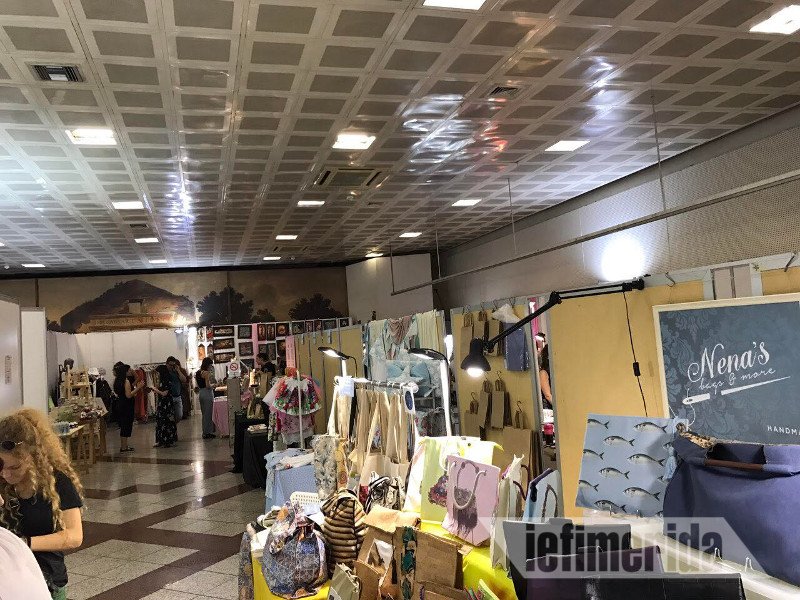 Στο Μετρό του Συντάγματος αυτές τις ημέρες μπορείς να αγοράσεις ό,τι μπορείς να φανταστείς και να είναι και χειροποίητο! [εικόνες] | iefimerida.gr 6