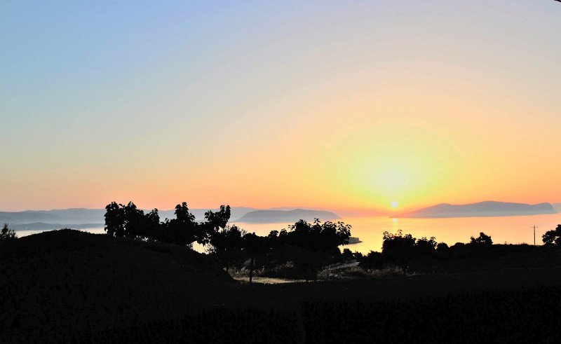 Το μοναδικής ομορφιάς ακρωτήρι της Πελοποννήσου με τις πιο χλιδάτες βίλες στην Ελλάδα [εικόνες] | iefimerida.gr 3