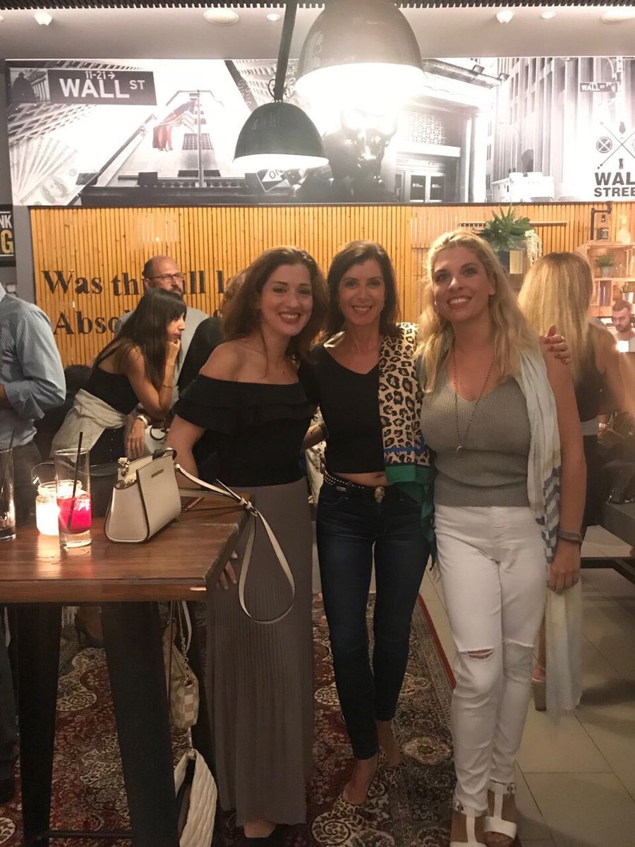 Αγνώριστη η Αννα Μισέλ Ασημακοπούλου της ΝΔ -Κοιλιά έξω, λεοπάρ γόβες [εικόνες] | iefimerida.gr 0