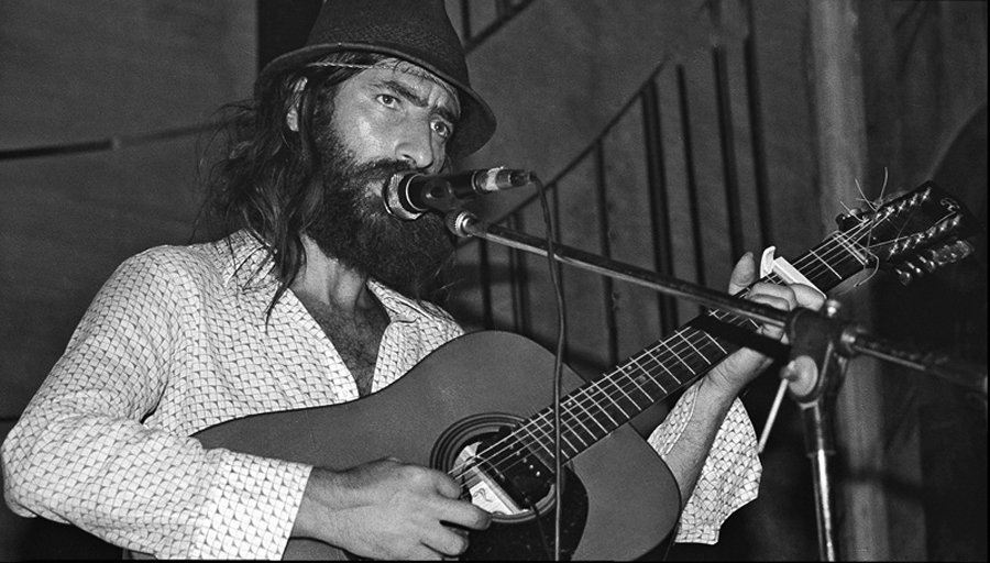 Ο Νικόλας Άσιμος. Φωτ.Μανώλης Νταλούκας 1984