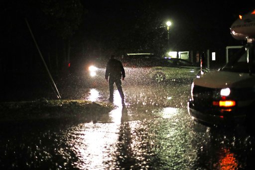 ΗΠΑ: 13 οι νεκροί από τον τυφώνα Φλόρενς -Παραμένει ο κίνδυνος για πλημμύρες [εικόνες] | iefimerida.gr 3