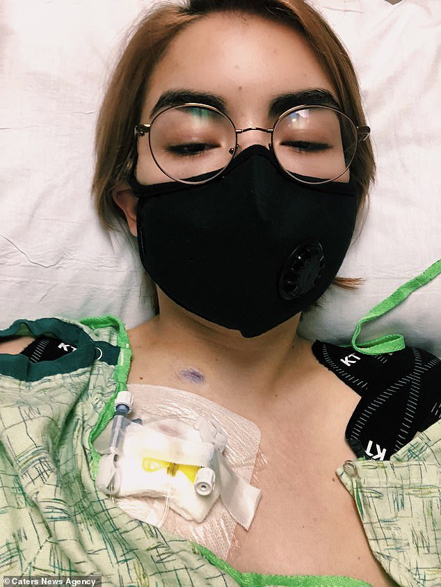 18χρονη τρώει ένα μπισκότο την ημέρα εδώ και 2 χρόνια λόγω σπάνιας νόσου [εικόνες] | iefimerida.gr 3