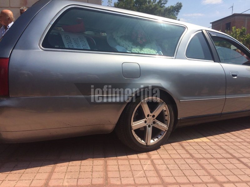 Το τελευταίο αντίο στον Ζακ Κωστόπουλο, στην Ιτέα -«Ζάχο, πού είσαι;» [εικόνες] | iefimerida.gr 1