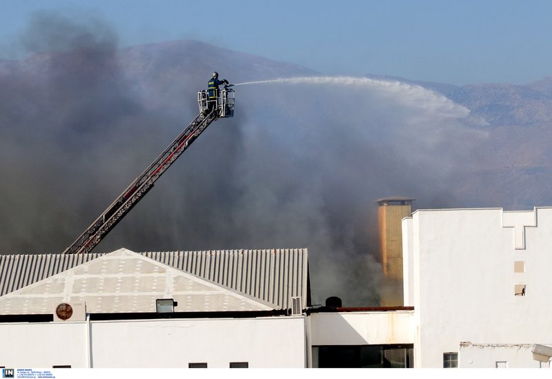 Μεγάλες καταστροφές από τη φωτιά στο Πανεπιστήμιο Κρήτης [εικόνες & βίντεο] | iefimerida.gr 1