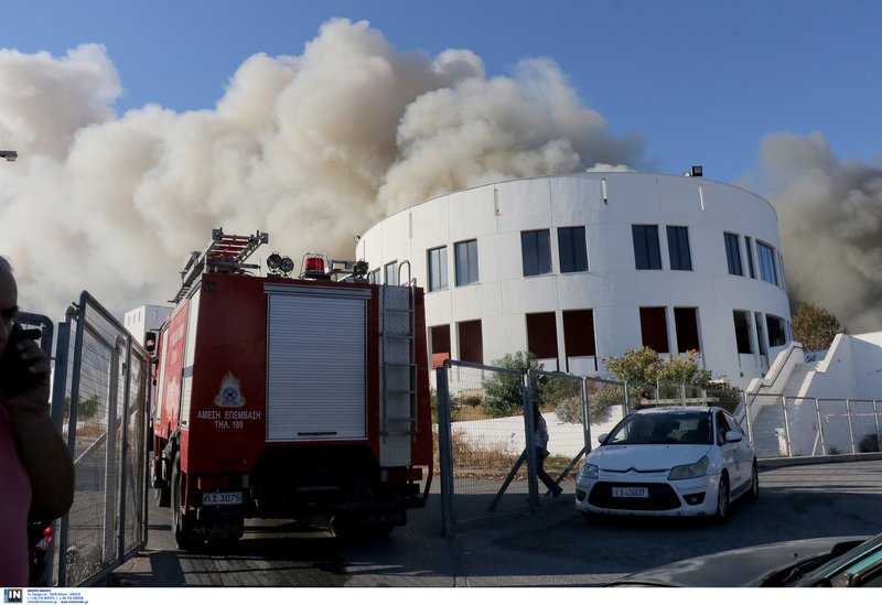 Μεγάλες καταστροφές από τη φωτιά στο Πανεπιστήμιο Κρήτης [εικόνες & βίντεο] | iefimerida.gr 3