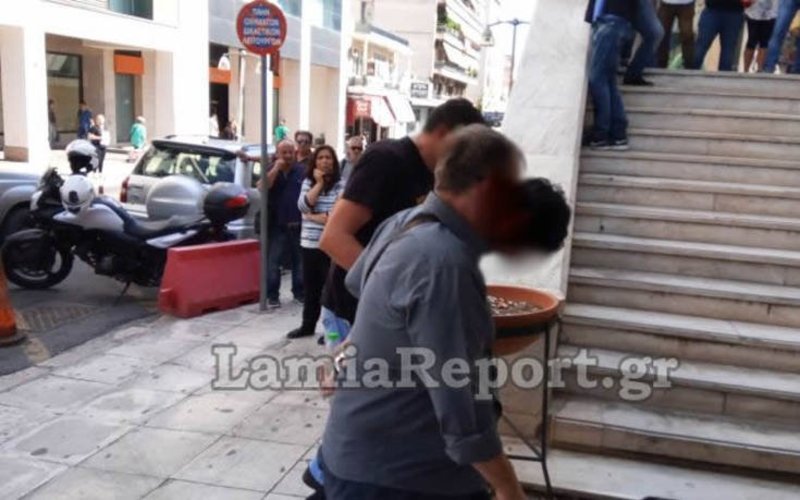 Λαμία: Στα δικαστήρια ο 34χρονος που κατηγορείται για αρπαγές και βιασμούς γυναικών [εικόνες & βίντεο] | iefimerida.gr 0