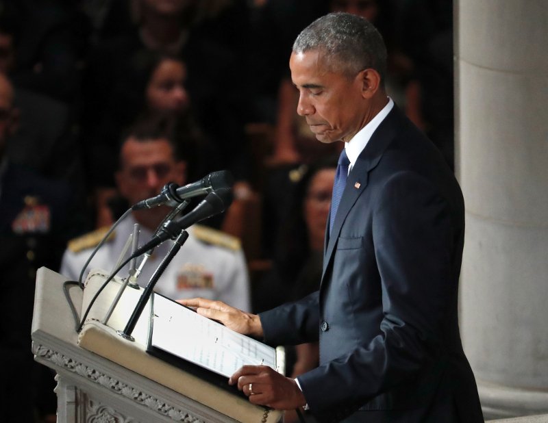 Με «μπηχτές» κατά του Τραμπ το τελευταίο αντίο στον Τζον Μακέιν [εικόνες] | iefimerida.gr 7