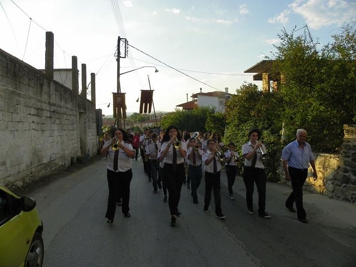 Το κουρμπάνι, το τελετουργικό έθιμο, αναβιώνει σήμερα στη Νικήτη Χαλκίδικής [εικόνες] | iefimerida.gr 3