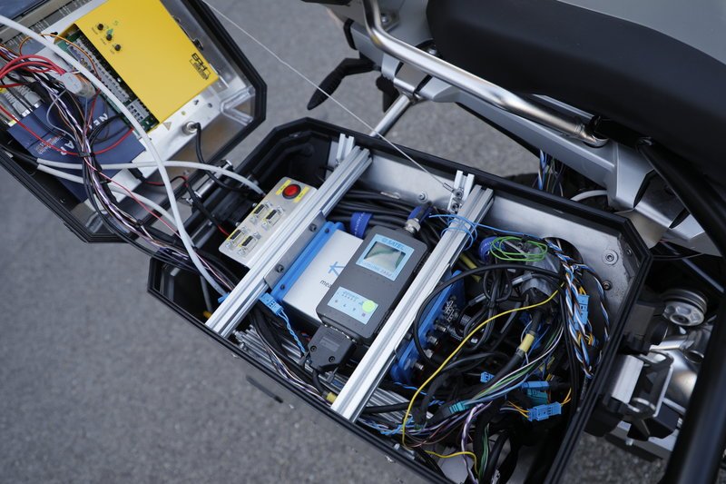 Η BMW Motorrad παρουσίασε την αυτόνομη BMW R 1200 GS [εικόνες & βίντεο] | iefimerida.gr 5