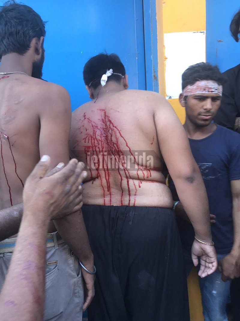 Εκατοντάδες σιίτες μουσουλμάνοι αυτομαστιγώνονται στον Πειραιά -Για να γιορτάσουν την Ασούρα [εικόνες & βίντεο] | iefimerida.gr 5