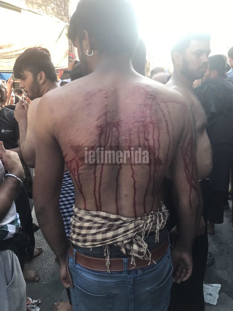 Εκατοντάδες σιίτες μουσουλμάνοι αυτομαστιγώνονται στον Πειραιά -Για να γιορτάσουν την Ασούρα [εικόνες & βίντεο] | iefimerida.gr 4