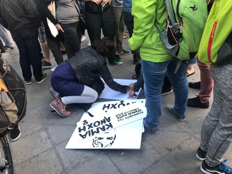 Πορεία στο κέντρο της Αθήνας για τη δολοφονία του Ζακ Κωστόπουλου -Βανδαλισμοί σε καταστήματα από μικρή μερίδα [εικόνες] | iefimerida.gr 11