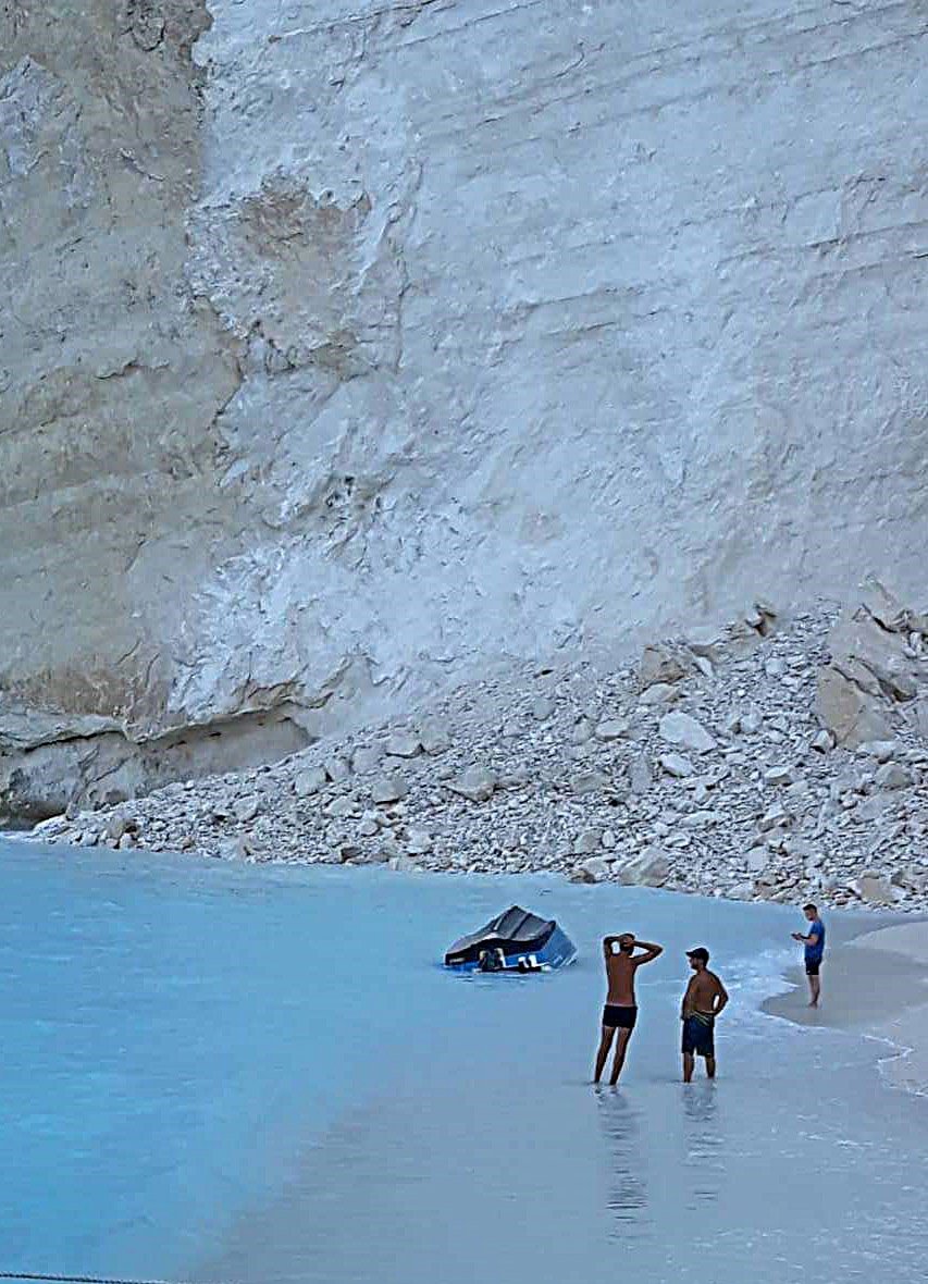 Αλλαξε το τοπίο στο «Ναυάγιο» στη Ζάκυνθο -Δραματικές εικόνες & βίντεο από την κατολίσθηση | iefimerida.gr 18