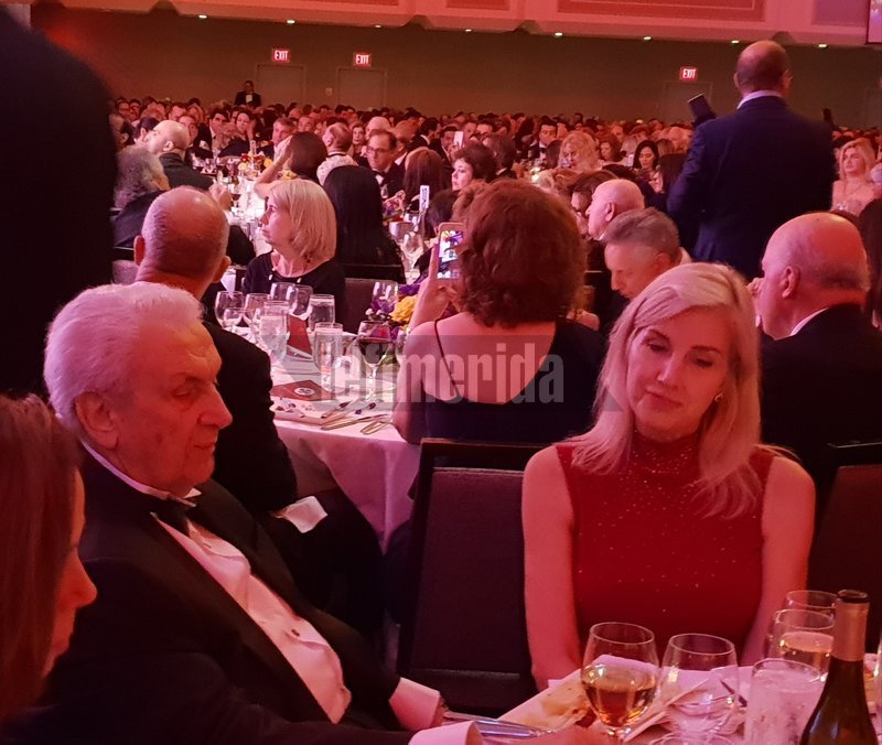 Ο Δημήτρης Κοντομηνας βρισκόταν στα πρωτα τραπέζια