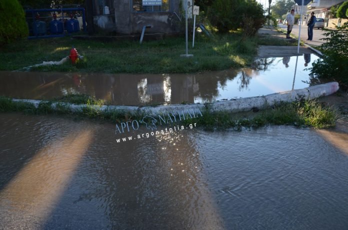 Οι βρύσες στο Αργος βγάζουν λάσπη! [εικόνες & βίντεο] | iefimerida.gr 3