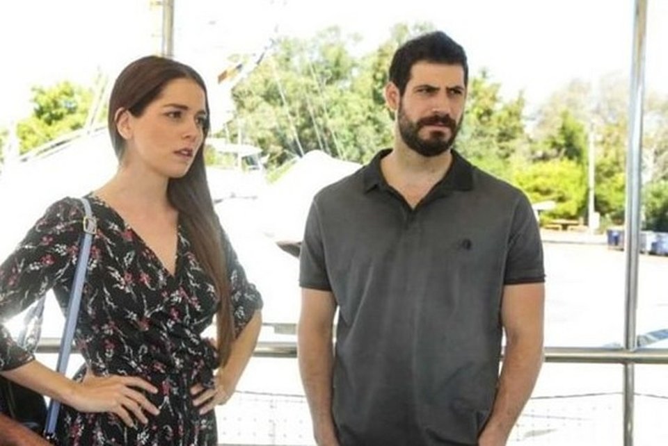ΑΝΤ1: Ζευγάρι που «σκοτώνεται» σε σίριαλ, ζει τρελό έρωτα στην πραγματική ζωή [εικόνα] | iefimerida.gr 0