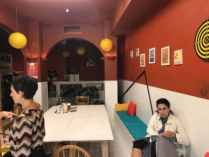 Η πλατεία θεάτρου αποκτά ξανά ζωή