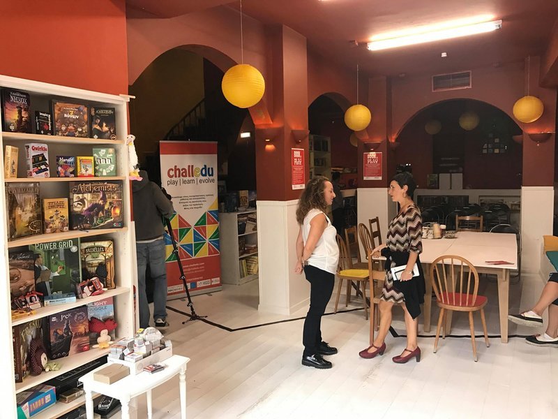 Αστικά Μοτίβα, Νηρωή, Coco-mat.bike, Άι Λαβ Άθενς πρότζεκτ, Book&amp;Play, Ο Χώρος και Creators of Cosmos, είναι οι πρώτες επτά ομάδες που επιλέχθησαν