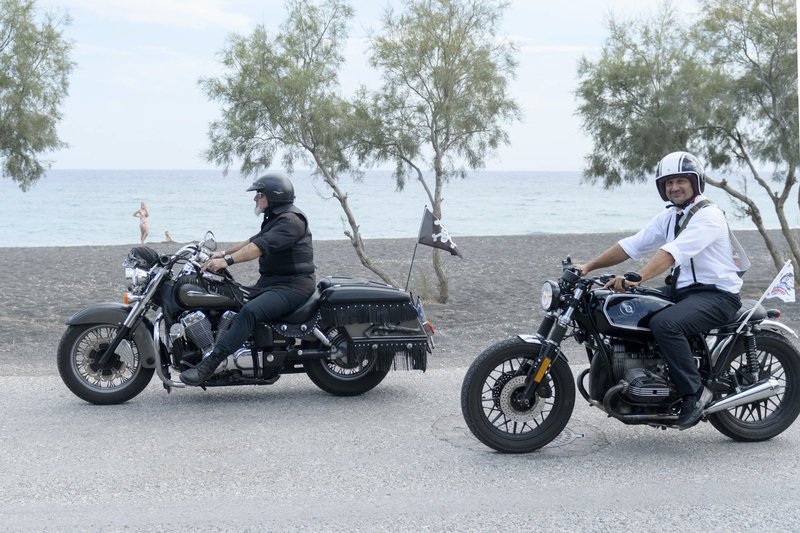 Η πορεία πέρασε δίπλα από τις όμορφες παραλίες του νησιού