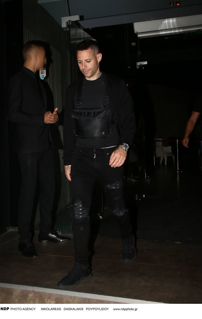 Πάρις Κασιδόκωστας-Λάτσης και Τάμτα, διαχυτικοί στα μπουζούκια [εικόνες] | iefimerida.gr 6