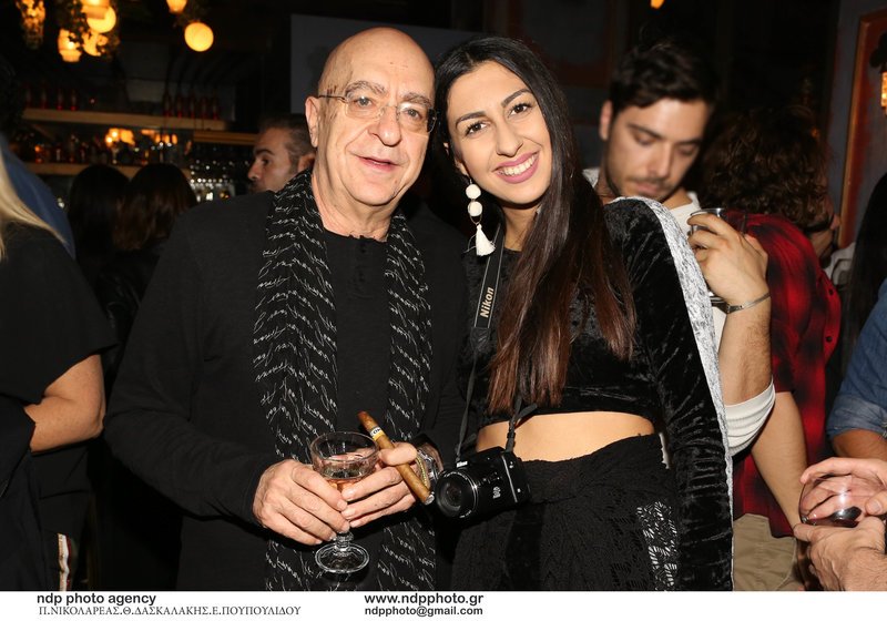 O Πάνος Κοκκινόπουλος μαζί με την δημοσιογράφο Γεωργία Δρακάκη