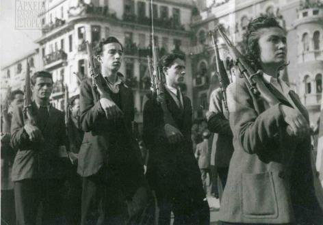 Παρέλαση για την απελευθέρωση της Θεσσαλονίκης στις 30 Οκτωβρίου του 1944