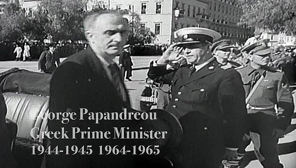 Ο Γιώργος Παπανδρέου στην πλατεία Συντάγματος