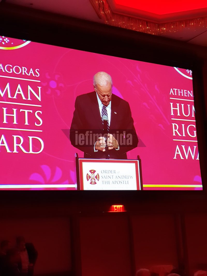 Η ελληνική βραδιά του Τζο Μπάιντεν -Εμφάνιση έκπληξη σε εκδήλωση της ομογένειας [εικόνες &amp; βίντεο] | iefimerida.gr 6