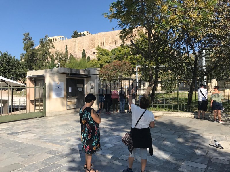 Ο αποκλεισμός ενός εκ των δημοφιλέστερων αρχαιολογικών χώρων της Ευρώπης εντάσσεται στο πλαίσιο των γενικότερων κινητοποιήσεων των υπαλλήλων του υπουργείου Πολιτισμού