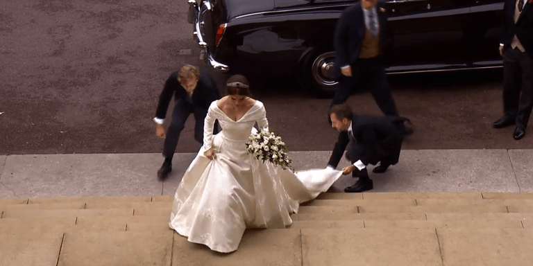 Ολα όσα έγιναν στο γάμο της πριγκίπισσας Ευγενίας: Κέιτ, Μέγκαν, σταρ και τα μικρά πριγκιπόπουλα [εικόνες & βίντεο] | iefimerida.gr 5