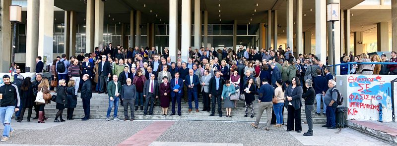 Ο Ρουβίκωνας ανακατέλαβε το γραφείο της Φιλοσοφικής [εικόνες] | iefimerida.gr 1