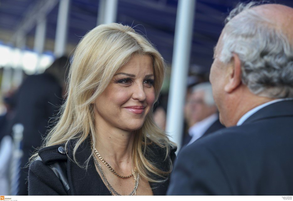 Η εντυπωσιακή αλλαγή στην εμφάνιση της Φώφης Γεννηματά -Ανανεωμένη όσο ποτέ [εικόνες] | iefimerida.gr 8