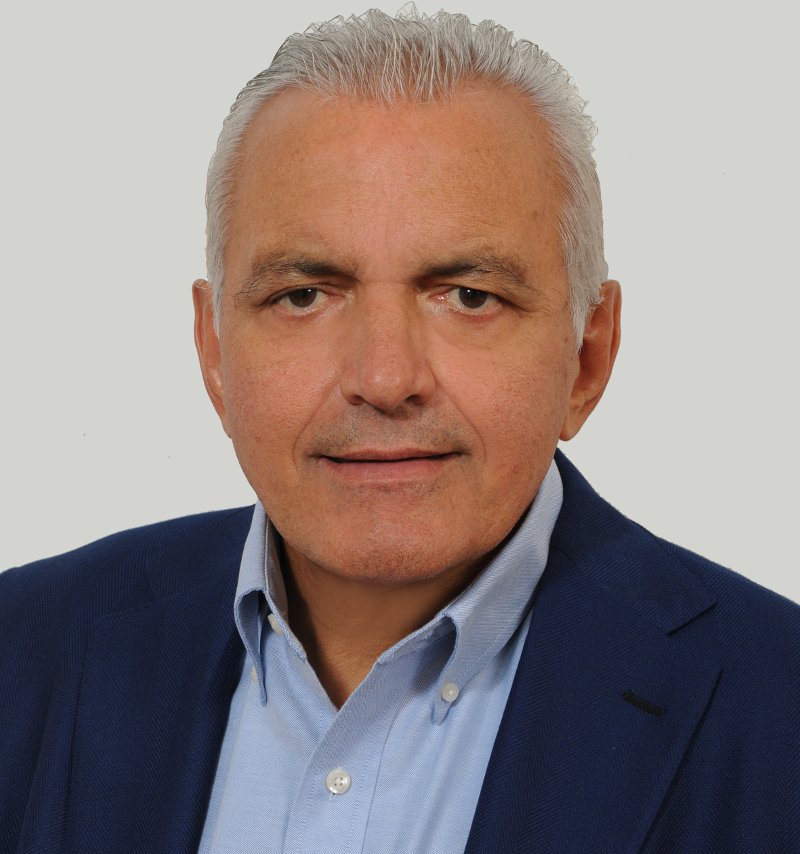 Ο γιατρός του Βαλάντη, Μανώλης Παναγιώτου
